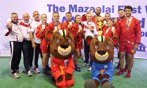 
<p>                                Сборная России стала победителем первого командного Кубка мира по самбо</p>
<p>                        